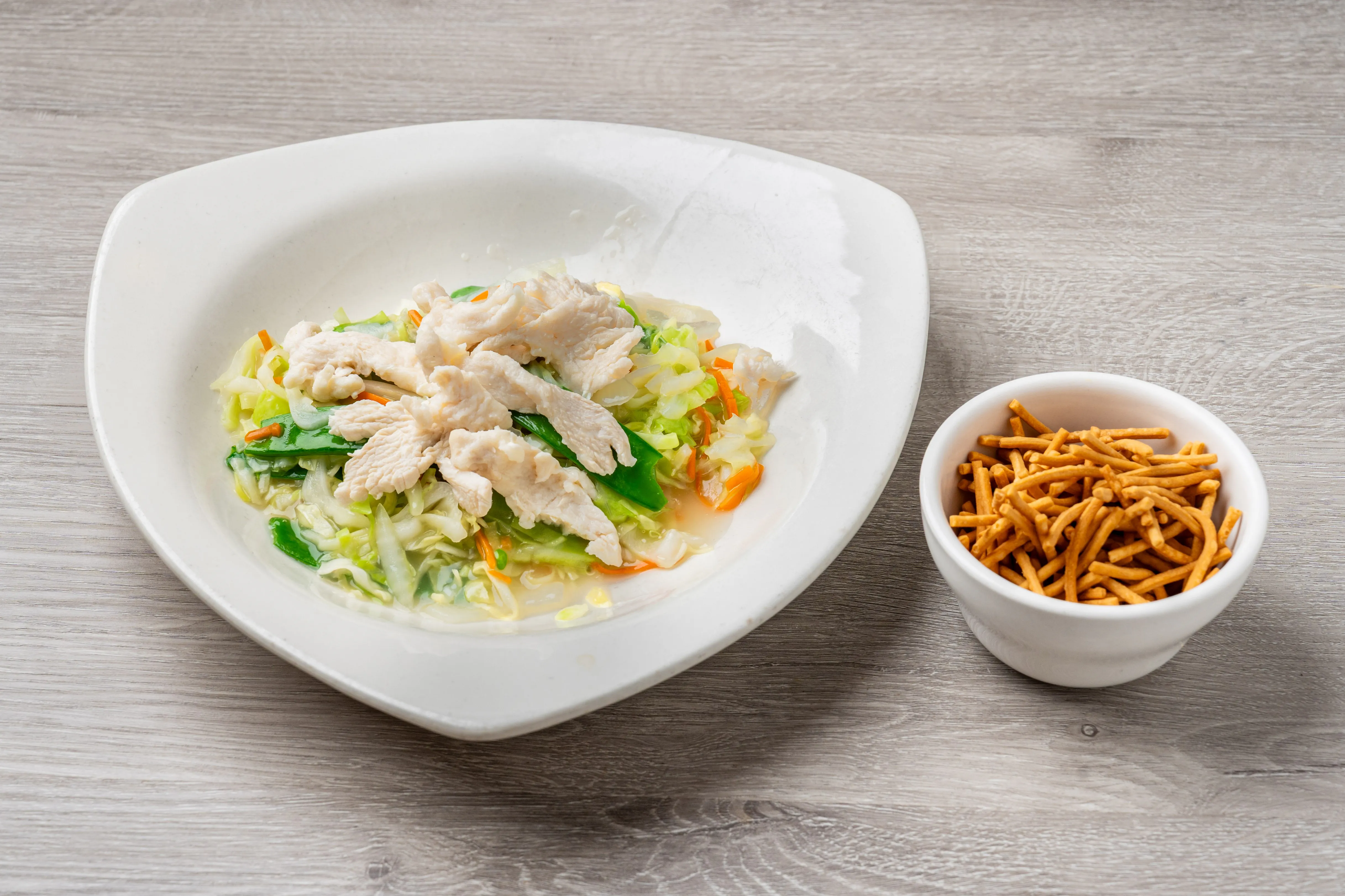 Chop Suey Chicken at Oriental Express, Asian Restaurant in Topeka